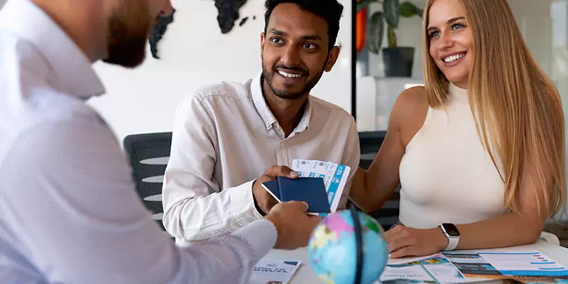 Why Choose Us for Your L1B Visa Journey in Colombia?